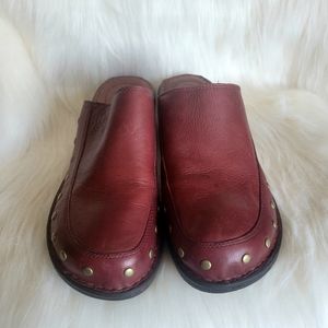 Born Clogs